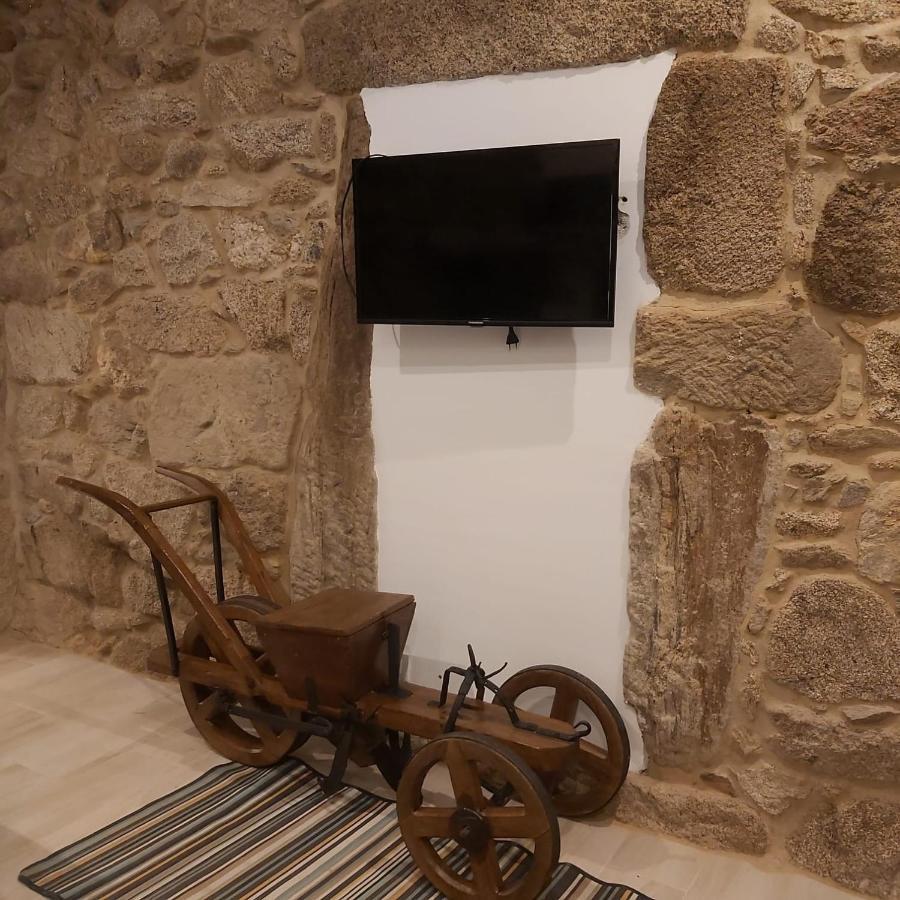 Casa Rústica Monte Aloia: Rehabilitated Rural Retreat With Natural Stream Tui