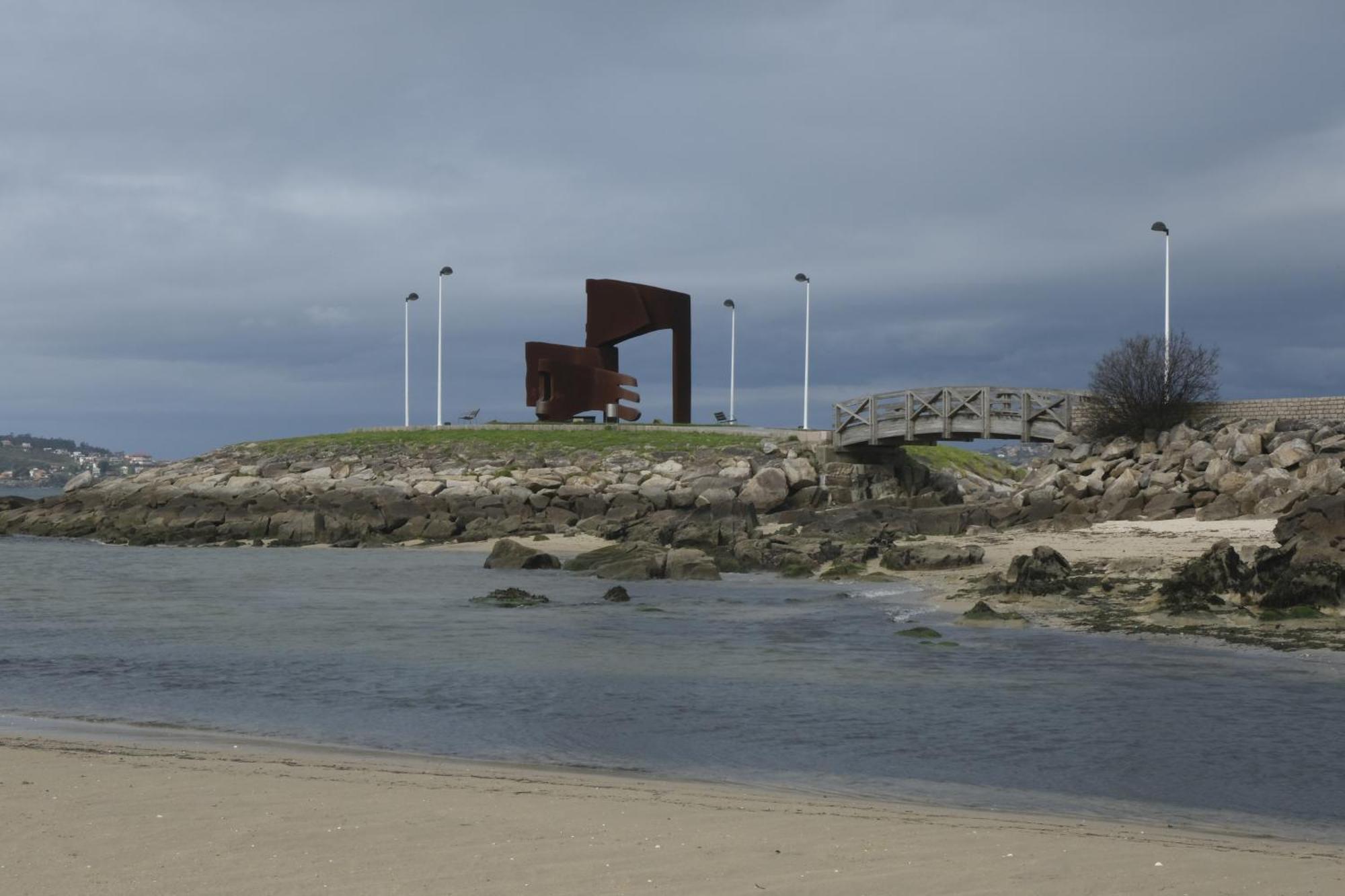 Casa Rustica Con Y Regato Dentro Recien Rehabilitada Situada En El Entorno Del Parque Natural Monte Aloia Y Monte De San Antonino Proxima A Gondomar Y Playas De Nigran