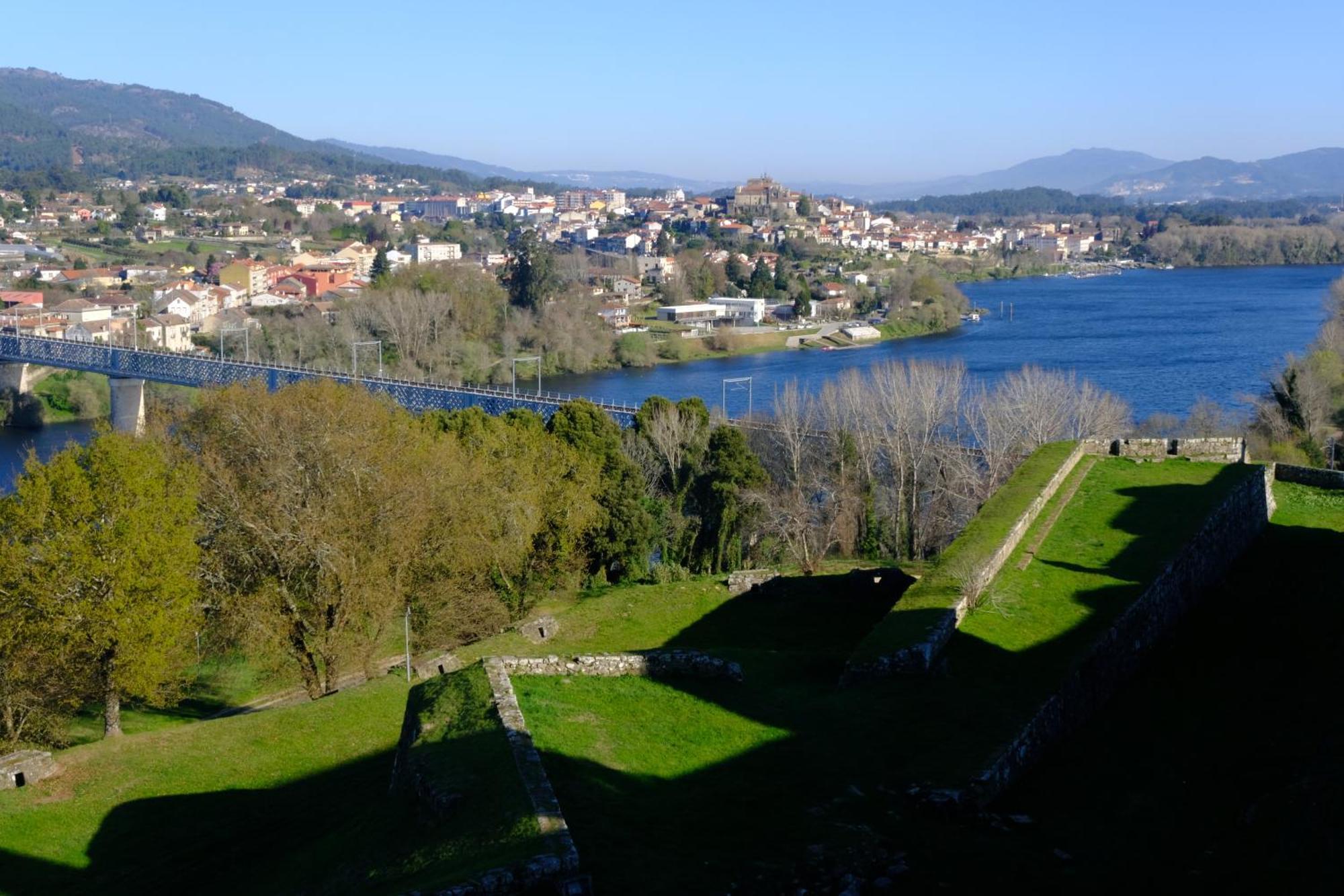 Apartment Casa Rústica Monte Aloia: Rehabilitated Rural Retreat With Natural Stream *